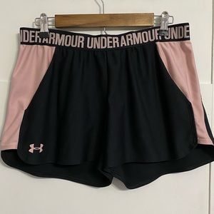 under armour athletic running shorts large